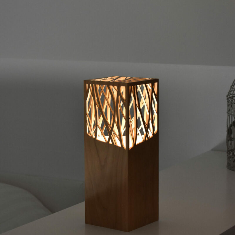 Lampe à poser design en bois de merisier - Fab-Fabrik